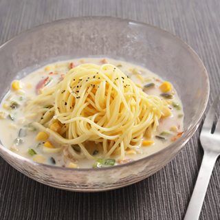 夏野菜の冷製クリームパスタ